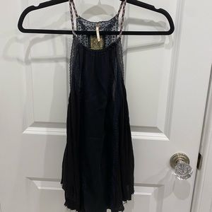 Free people detailed top